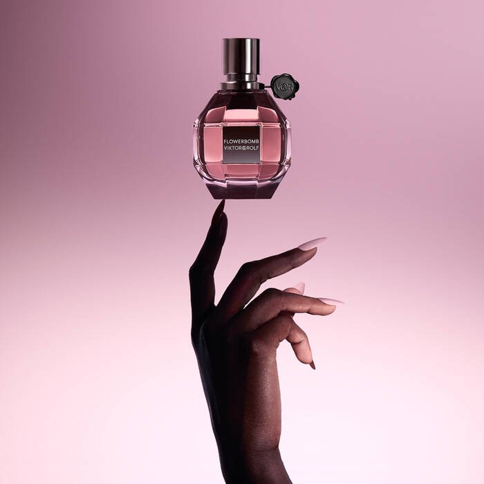 Flower bomb Eau De Parfum by Viktor & Rolf - 100ml - Image 3